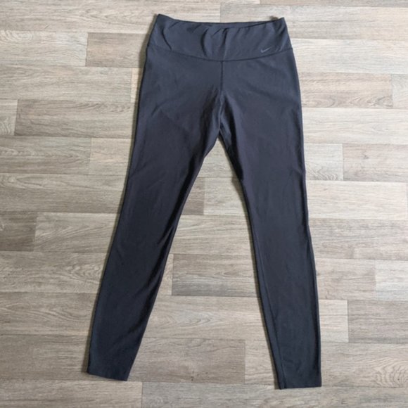 Nike Women’s Legend 2.0 Tight Fit Training Black Pant Legging Size Small - Picture 3 of 9